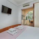Apartment With Parking Space - 24562 Makarska