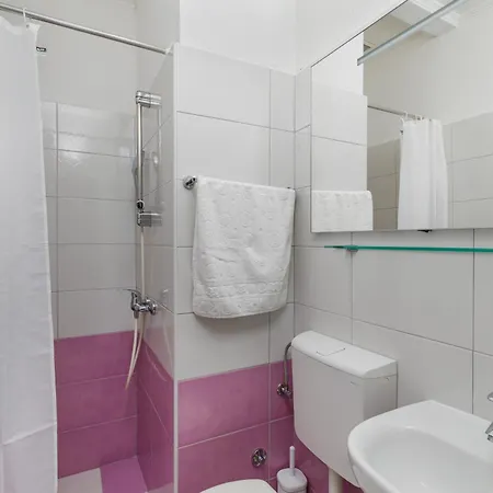 With Parking Space - 24562 Apartamento Makarska