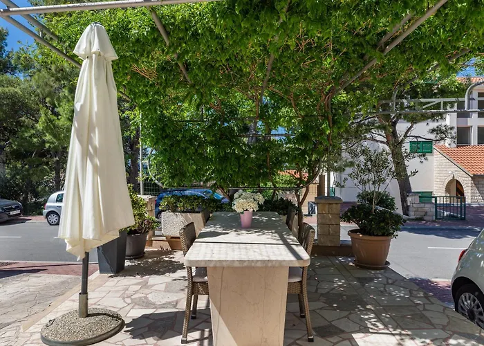 With Parking Space - 24562 * Makarska